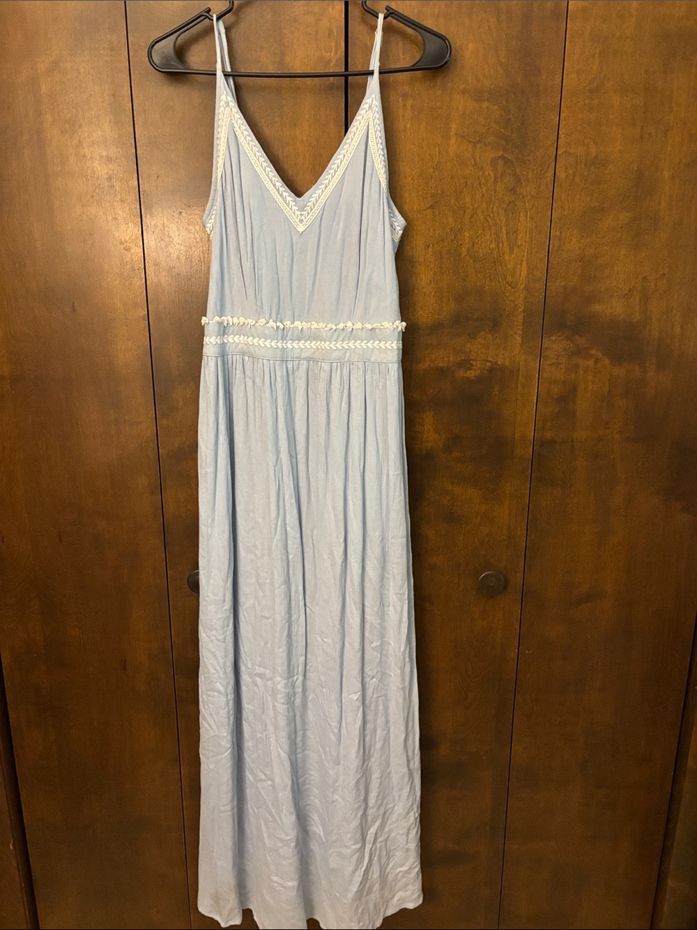 Light Blue Lace-Trim Maxi Dress with V-Neck